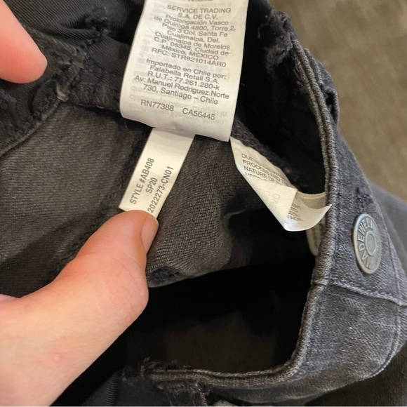 Madewell Maternity Side-Panel Skinny Jeans in Berkeley Wash: Adjustable Edition - Picture 10 of 11